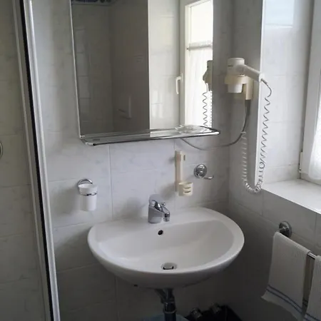 Maria Flora Hotel 3*