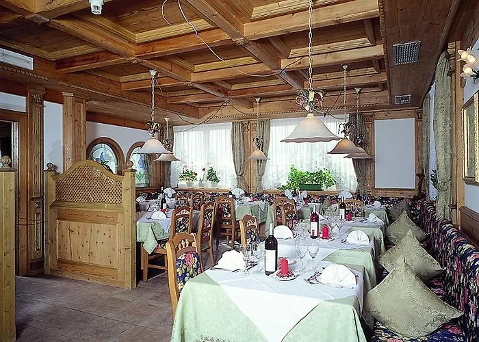 מלון Maria Flora