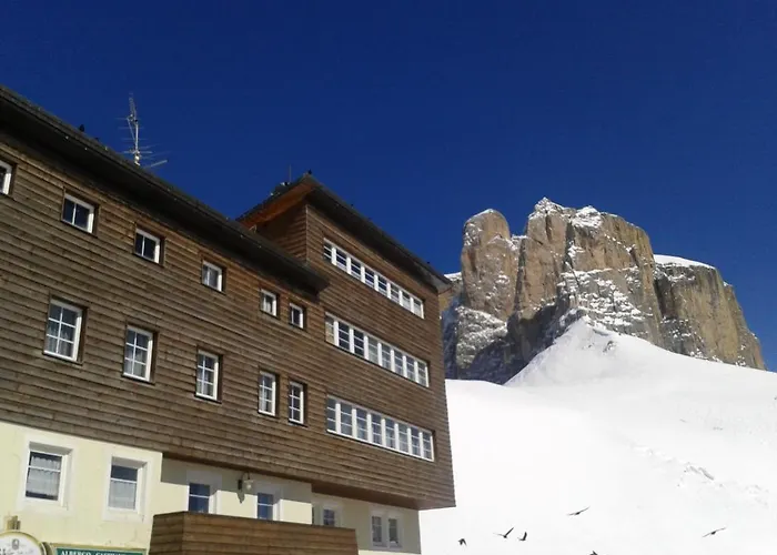 Maria Flora קאנזיי