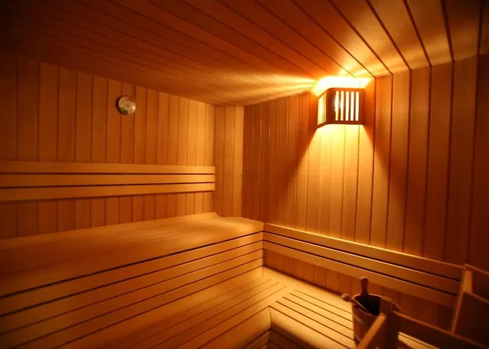 Maria Flora Отель 3*