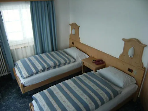 Maria Flora 3* קאנזיי