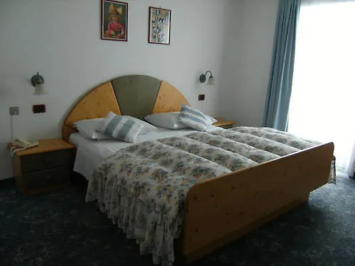 Maria Flora 3* Канацеи