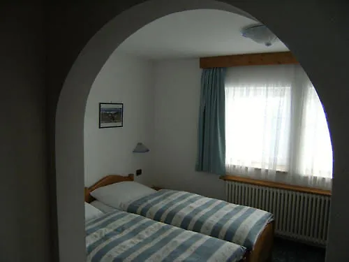 Maria Flora 3* קאנזיי