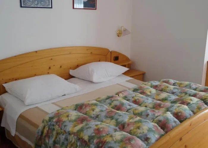 Maria Flora 3* קאנזיי